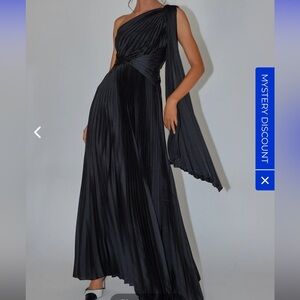 Selfie Leslie Laxmi Dress Black size L